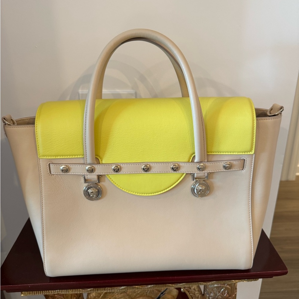 Versace Medusa Signature Satchel DBFD705 Cream Yellow Leather Chain Tote Purse - Picture 8 of 16